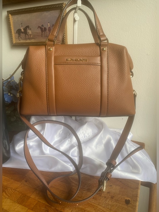 Michael Kors Handbags - Michael Kors Beck Small Satchel Luggage Brown Pebbled Leather NWT